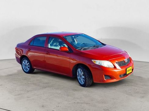 Used 2010 Toyota Corolla LE image 7