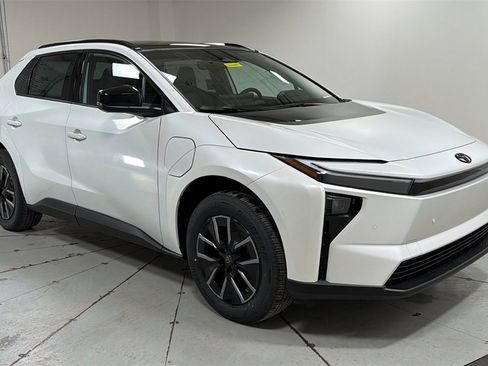 New 2026 Toyota bZ XLE Plus image 3