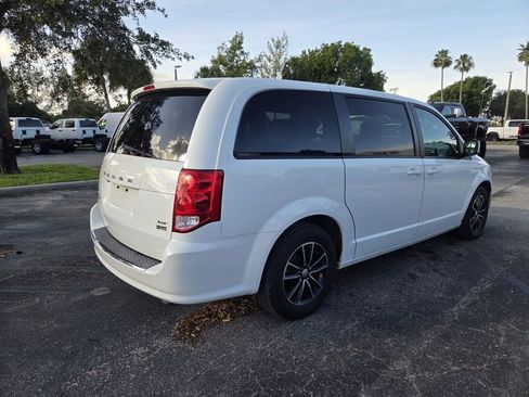 Used 2018 Dodge Grand Caravan GT FWD image 5