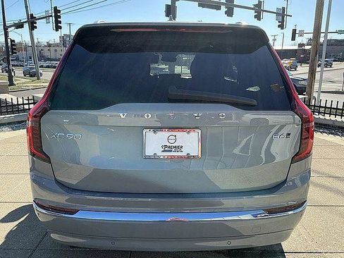 New 2026 Volvo XC90 B6 Ultra w/ Protection Package AWD/4WD image 9