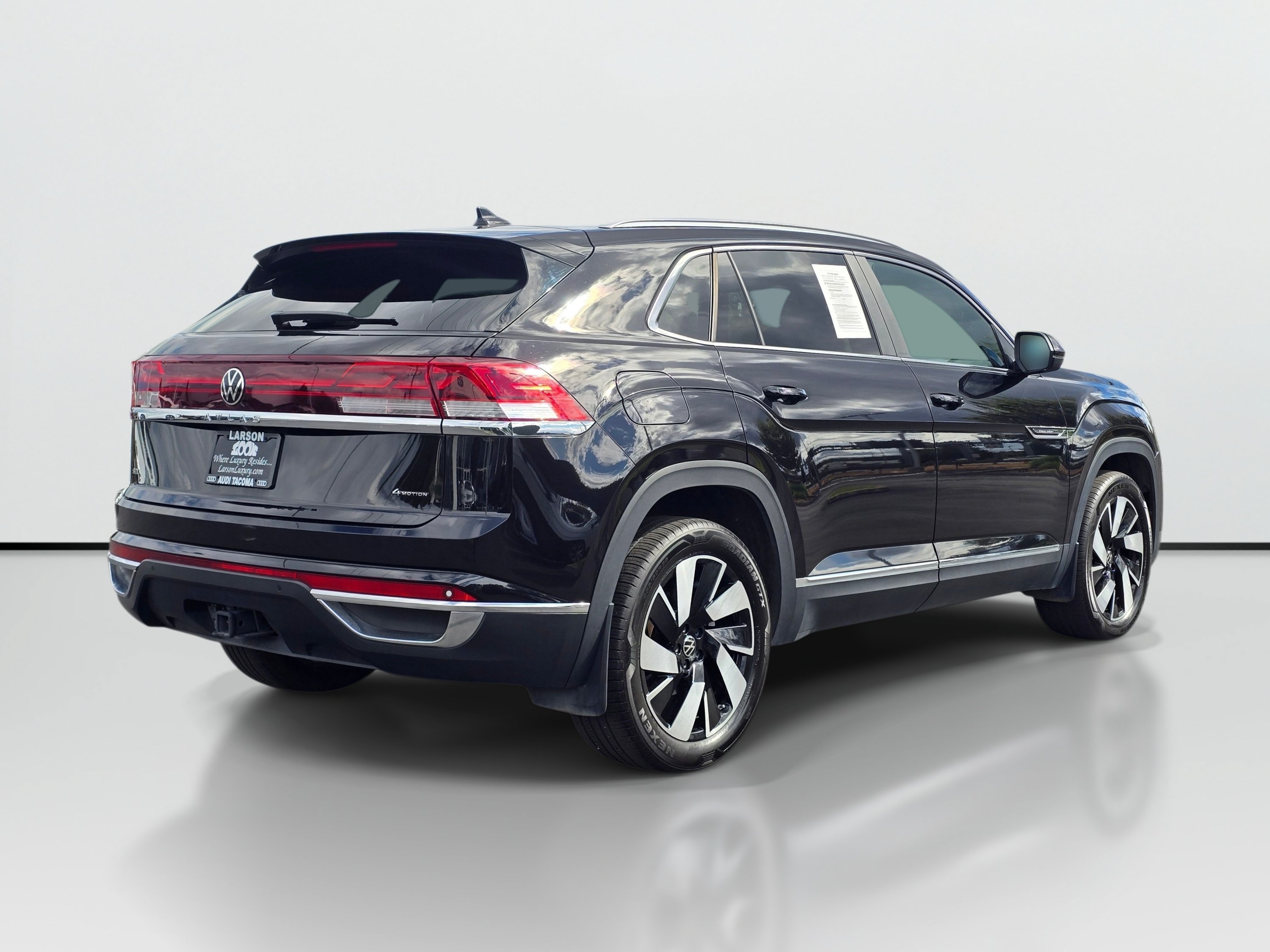 Used 2024 Volkswagen Atlas Cross Sport SEL AWD/4WD image 5