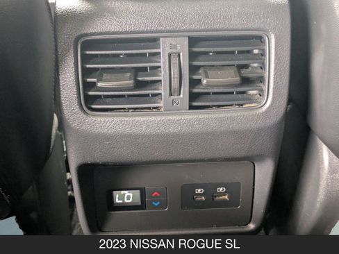Used 2023 Nissan Rogue SL w/ SL Premium Package image 27
