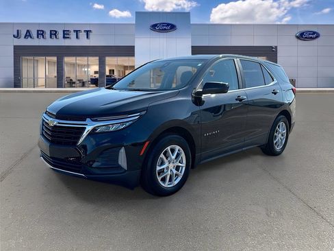 Used 2024 Chevrolet Equinox LT FWD image 3