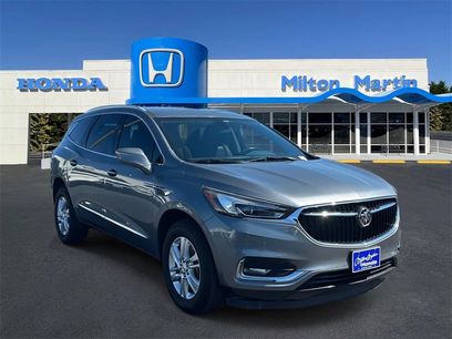 Used 2018 Buick Enclave Essence