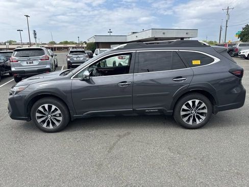 Used 2024 Subaru Outback Touring image 4