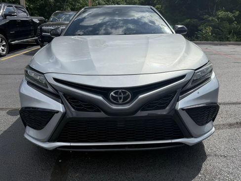 Used 2021 Toyota Camry XSE FWD image 6