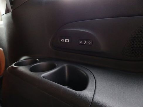 New 2026 Chrysler Pacifica Pinnacle image 58