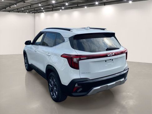Certified 2024 Kia Seltos S AWD/4WD image 6