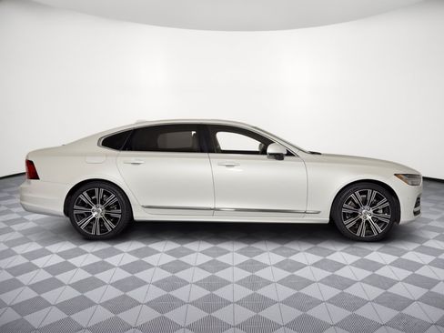 Used 2025 Volvo S90 B6 Plus AWD/4WD image 8