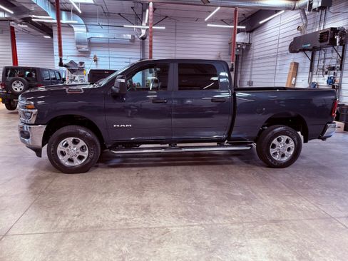 Used 2026 RAM 2500 Big Horn AWD/4WD image 34