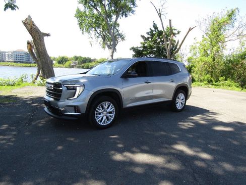 Used 2025 GMC Acadia Elevation w/ Elevation Premium Package AWD/4WD image 34