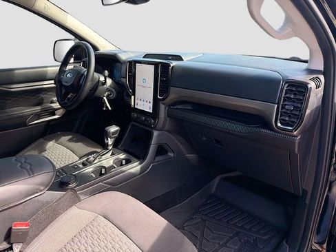 Used 2025 Ford Ranger XLT image 12