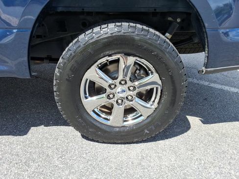 Used 2020 Ford F150 XLT w/ Equipment Group 302A Luxury AWD/4WD image 13