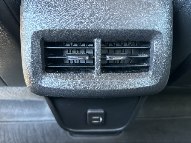 Certified 2023 GMC Terrain AT4 AWD/4WD image 18