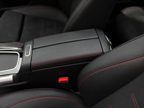 Used 2024 Mercedes-Benz GLA 35 AMG 4MATIC image 21