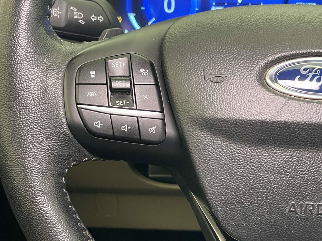 Used 2020 Ford Escape Titanium AWD/4WD image 34