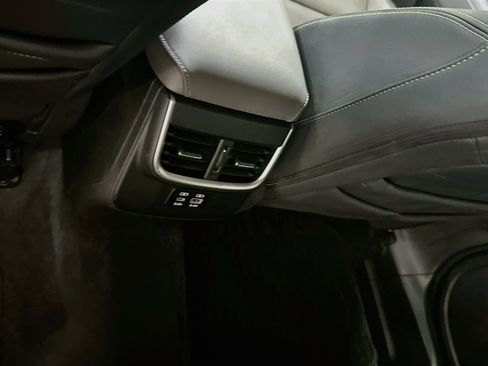 Used 2025 Subaru Outback Onyx Edition AWD/4WD image 28