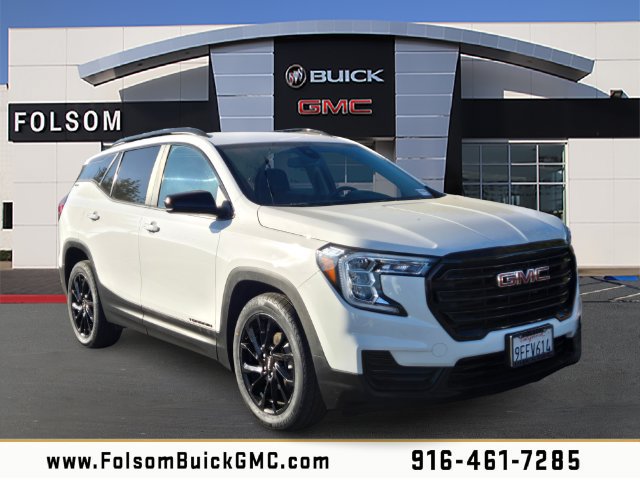 Used 2023 GMC Terrain SLE w/ Driver Convenience Package FWD image 1
