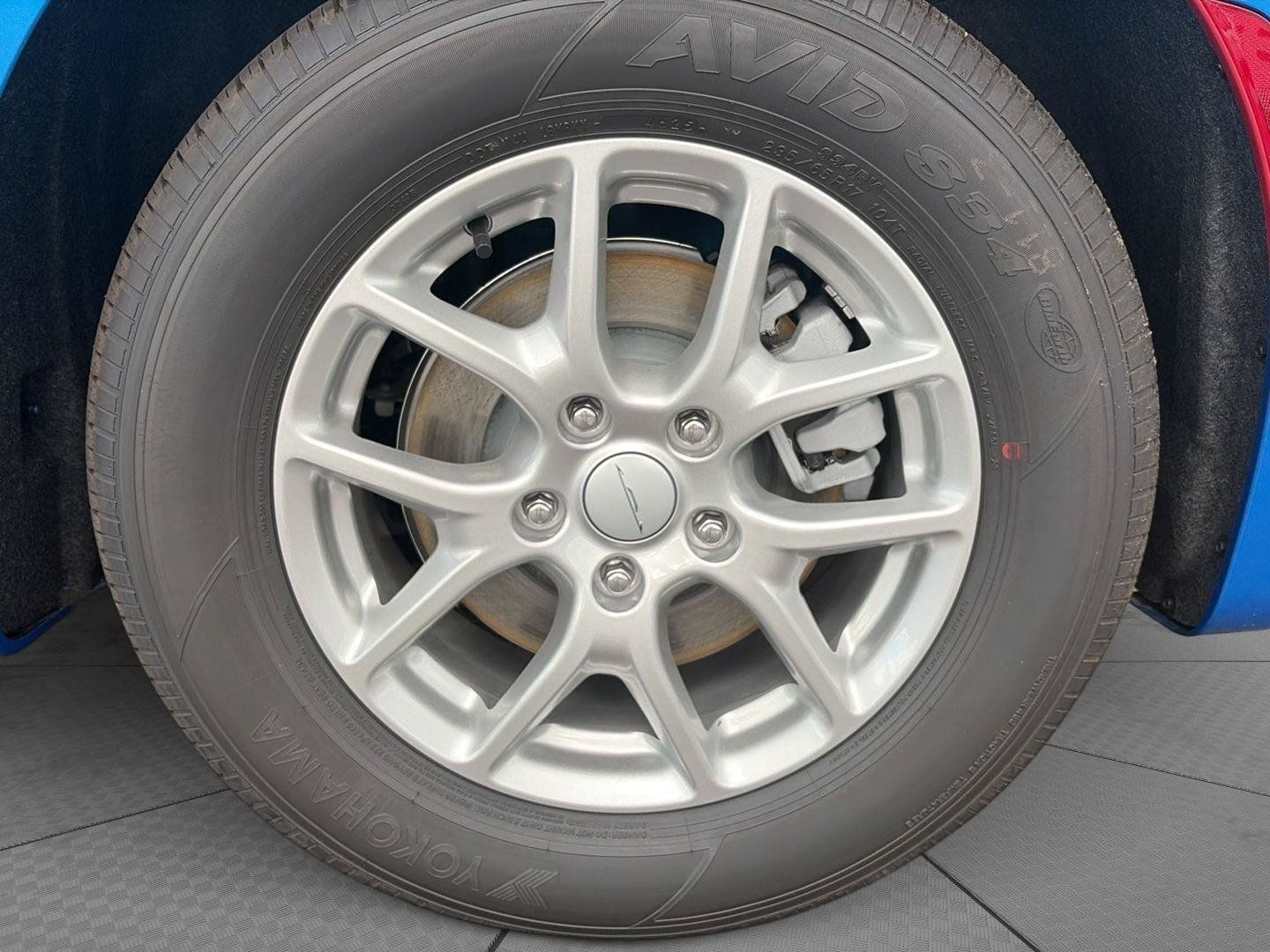 New 2027 Chrysler Pacifica Select FWD image 37