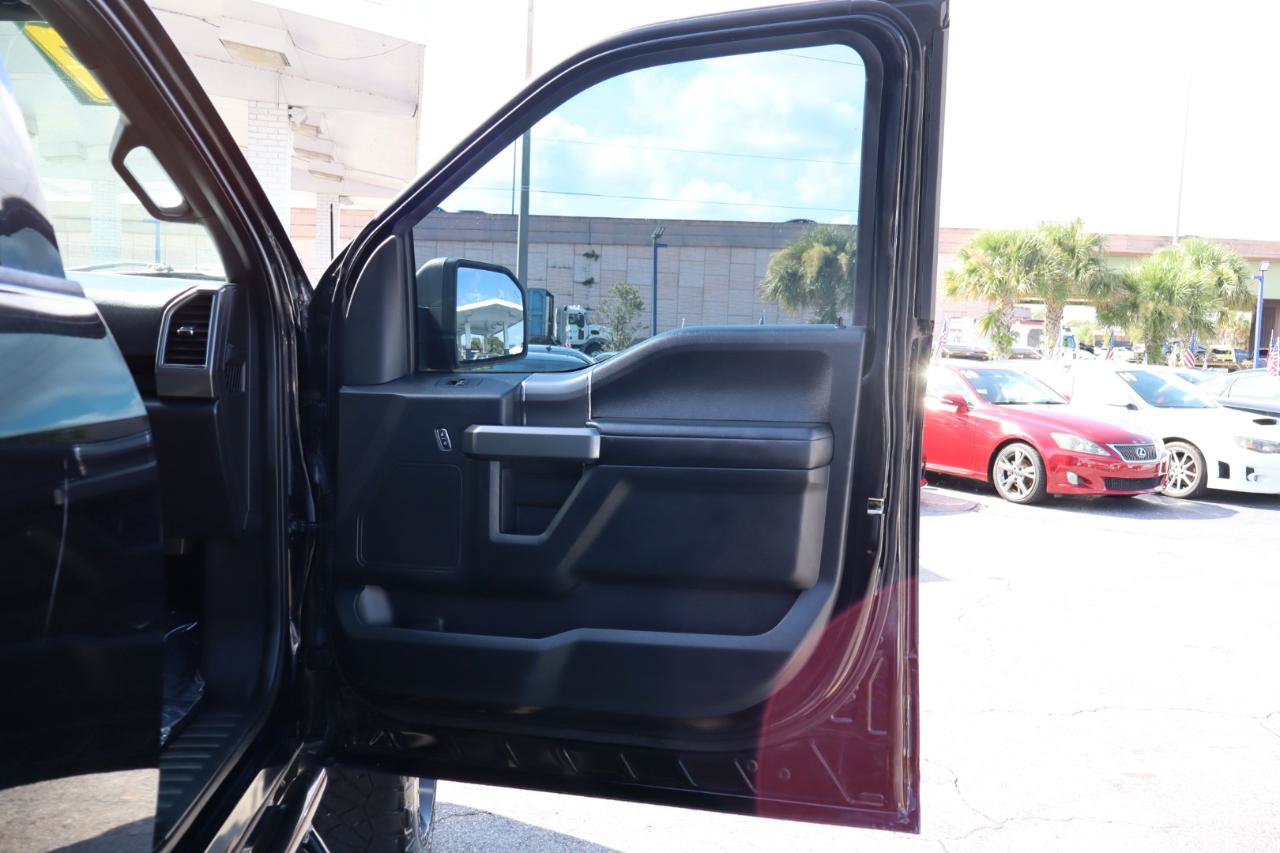 Used 2017 Ford F150 XLT w/ Equipment Group 302A Luxury AWD/4WD image 22