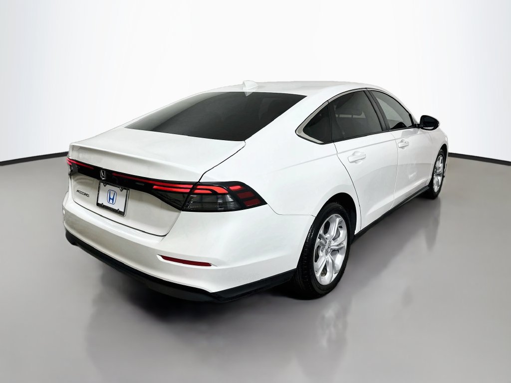 Certified 2025 Honda Accord LX image 5
