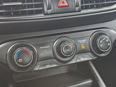 Used 2024 Kia Forte LXS image 20