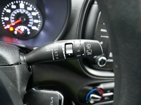 Certified 2022 Kia Soul LX image 31