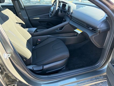 New 2026 Hyundai Elantra SEL Sport image 13