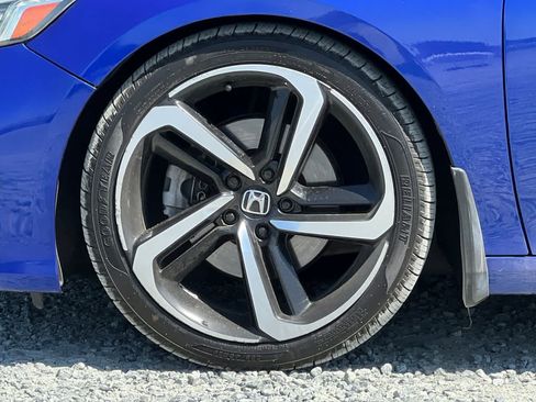 Used 2018 Honda Accord Sport image 34