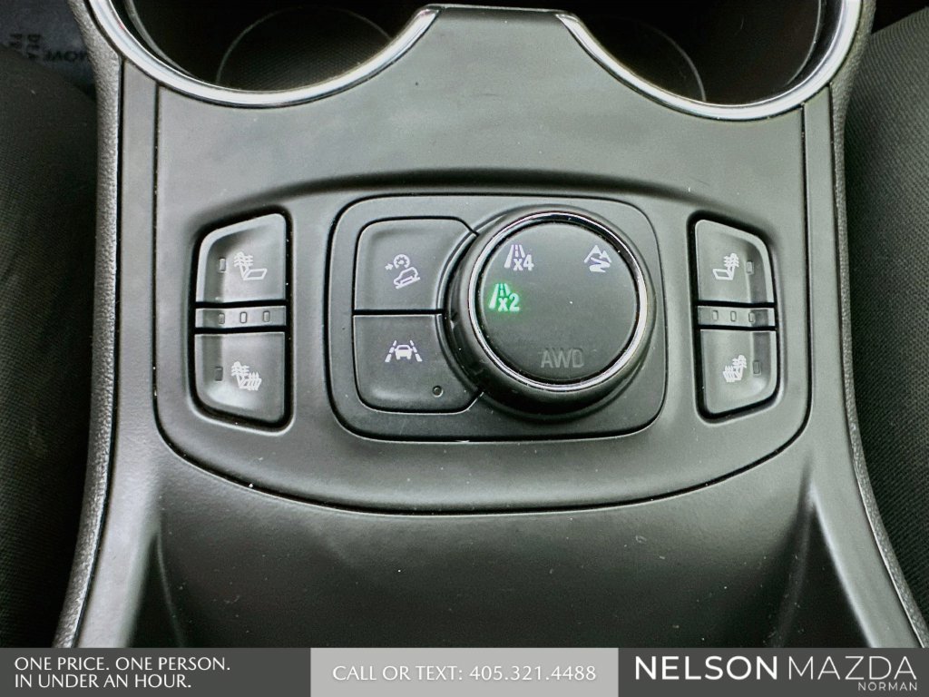 Used 2024 GMC Terrain SLT AWD/4WD image 33