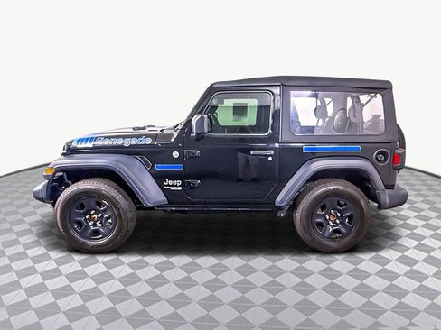 Used 2019 Jeep Wrangler Sport image 6