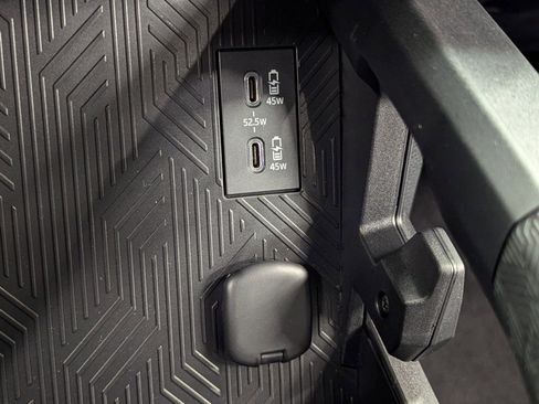 New 2025 Toyota Tacoma SR image 25