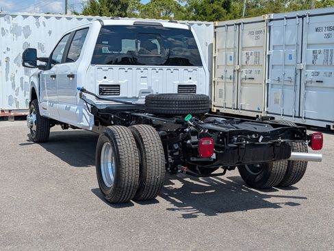 New 2026 Ford F350 XL w/ XL Chrome Package image 7