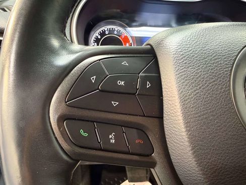 Used 2019 Jeep Cherokee Trailhawk w/ Comfort & Convenience Group AWD/4WD image 21