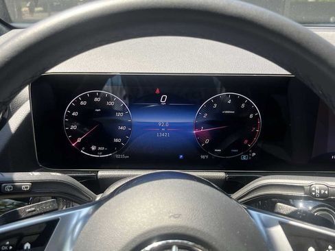 Used 2024 Mercedes-Benz GLA 250 4MATIC image 44
