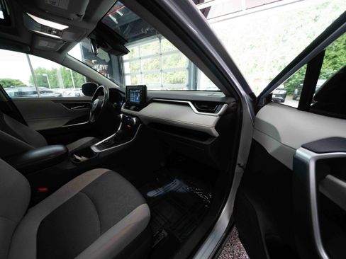 Used 2022 Toyota RAV4 XLE w/ Convenience Package AWD/4WD image 26