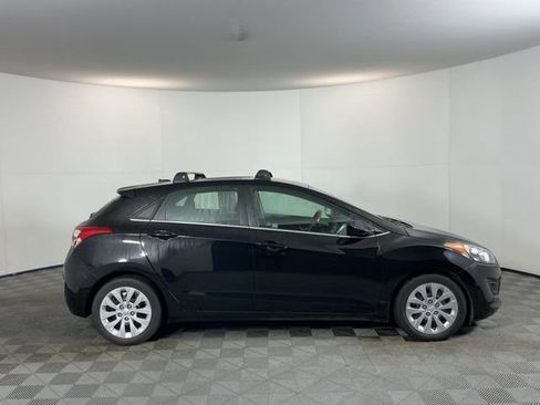 Used 2016 Hyundai Elantra GT image 4