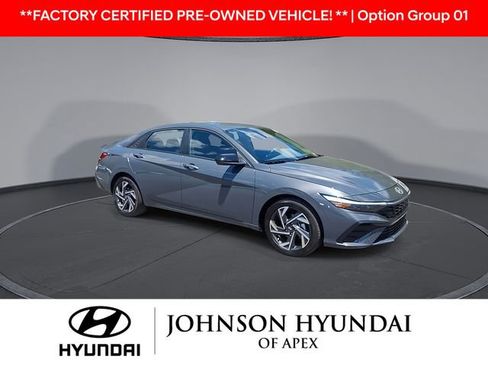 Certified 2025 Hyundai Elantra Sport FWD image 2