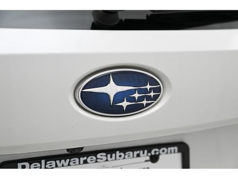 Used 2025 Subaru Crosstrek 2.0i Premium image 33