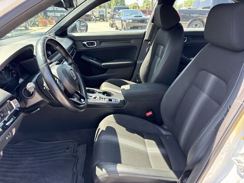 Used 2024 Honda Civic Sport image 9