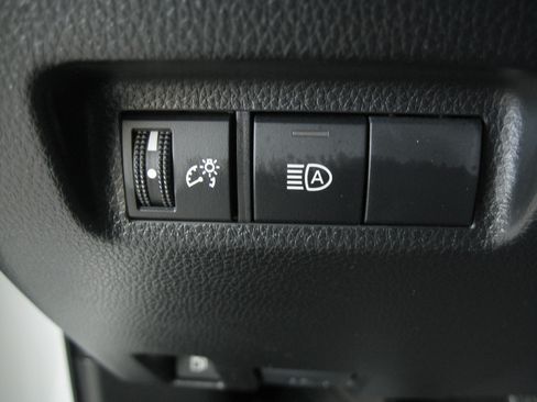 Certified 2025 Toyota RAV4 LE image 17