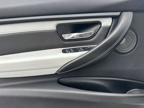 Used 2017 BMW M3 image 12