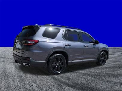 Used 2025 Honda Pilot Black Edition