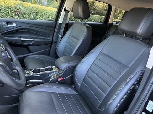 Used 2015 Ford Escape Titanium AWD/4WD image 32