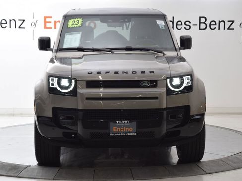 Used 2023 Land Rover Defender 110 V8 AWD/4WD image 9
