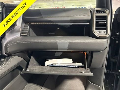 Used 2020 RAM 1500 Limited w/ Black Appearance Package AWD/4WD image 49