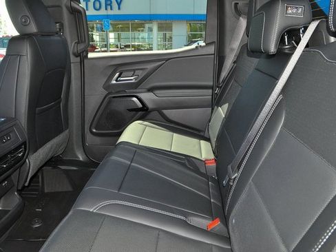 New 2025 Chevrolet Silverado EV LT image 13