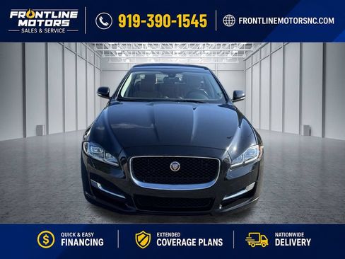 Used 2016 Jaguar XJ R-Sport RWD image 3