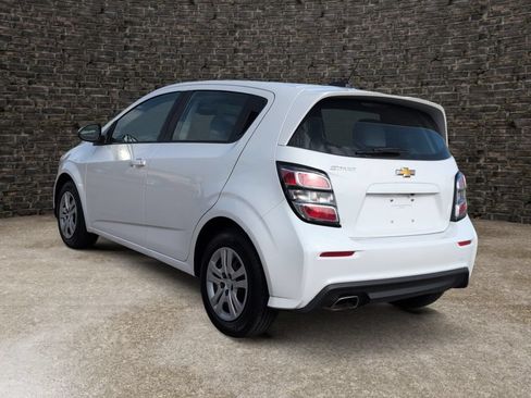 Used 2018 Chevrolet Sonic LT FWD image 5