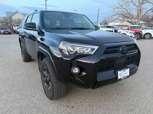 Used 2022 Toyota 4Runner SR5 image 4
